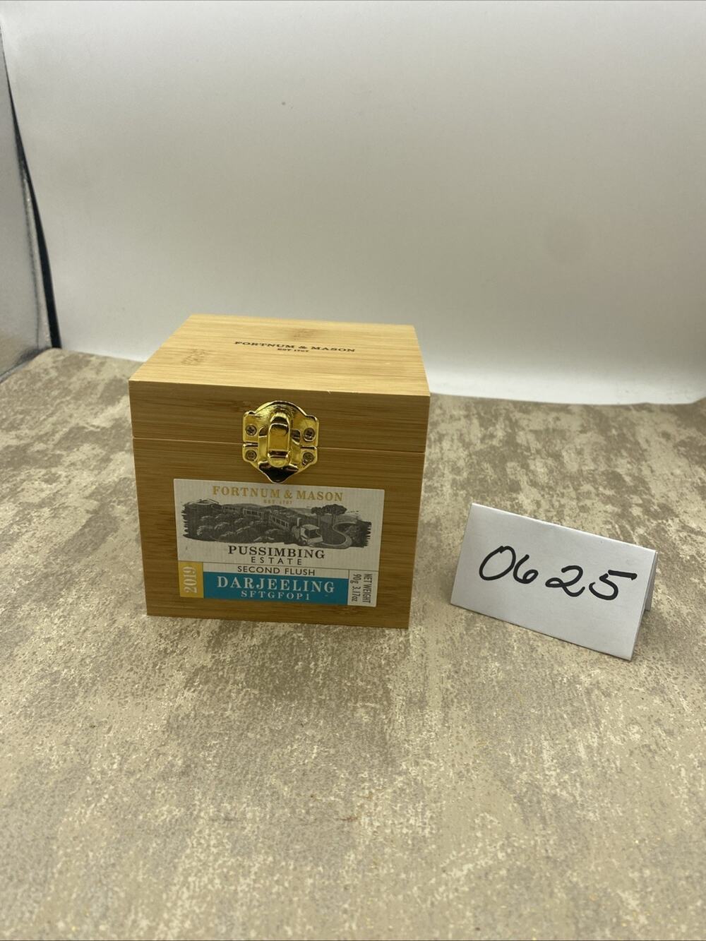 Fortnum & Masons Second Flush Darjeeling Tea Presentation Wood Storage Box. 4”D